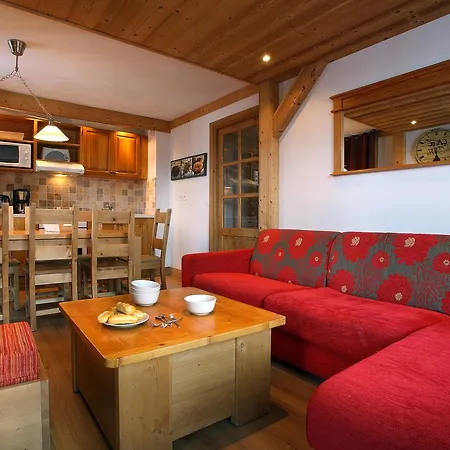 Des Neiges : La Cime Des Arcs Aparthotel 4*