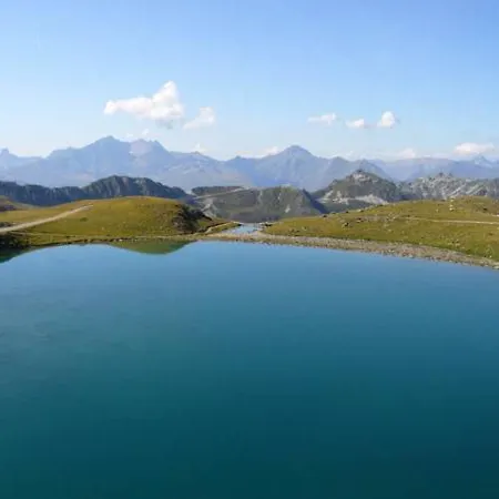 Des Neiges : La Cime Des Arcs Aparthotel 4*