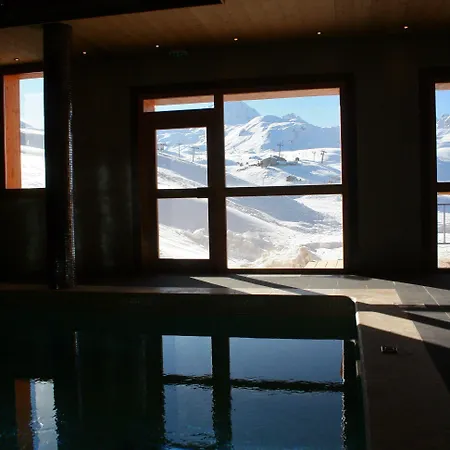 Des Neiges : La Cime Des Arcs 4*